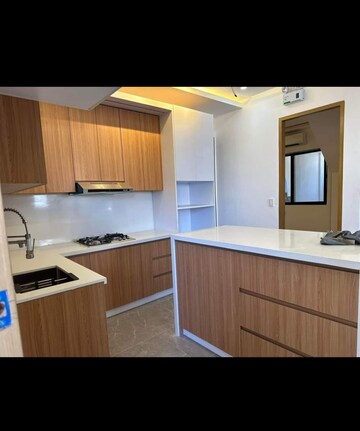 Kitchen in 3 BHK Villa at SKL Elite, Gandhi Path – for Sale