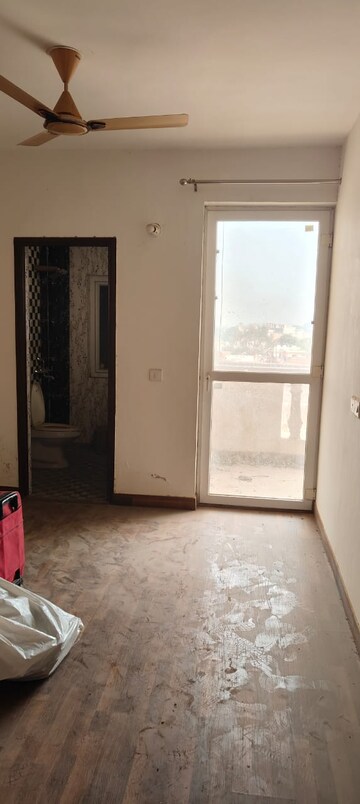 Room in 2 BHK Apartment at Ansal Royal Heritage, Sector 70 – for Sale