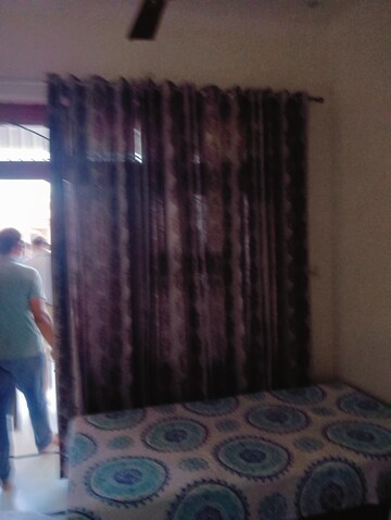 Furnished Amenities in 6 BHK Independent House at Govindpuram – for Sale