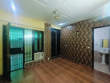 Master Bedroom in 3 BHK Builder Floor at Green Fields Colony – for Sale