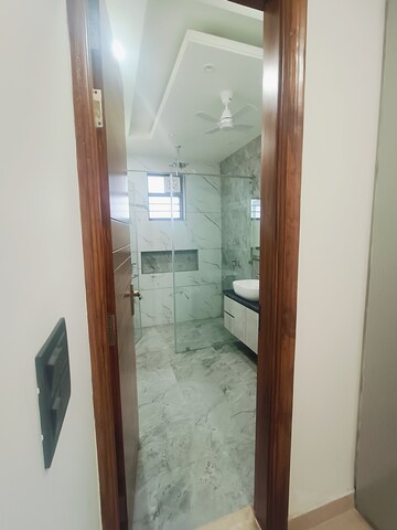 Attached Bathroom in 4 BHK Builder Floor at Sector 21c – for Sale
