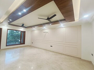 Living Room in 4 BHK Builder Floor at Sector 21c – for Sale