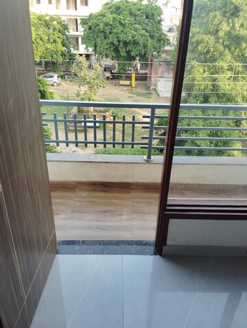 Balcony in 2 BHK Builder Floor at Sainik Colony – for Sale