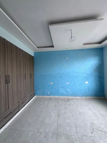 Room in 3 BHK Apartment at Dhakoli Village – for Sale