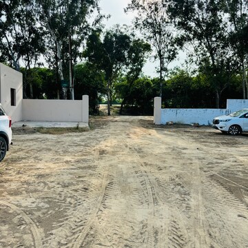 Parking in  Industrial Plot at Murad Nagar – for Sale