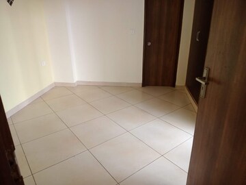 Room in 5 BHK Independent House at Sector 41 – for Sale