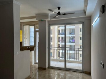 Room in 2 BHK Apartment at Ajnara Le Garden, Sector 16b Greater Noida – for Sale