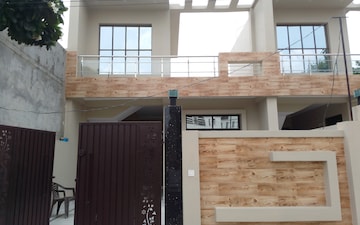 3 BHK Villa For Sale in Iim Road