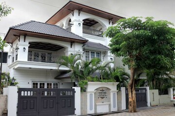 2 BHK Villa For Sale in SL Enclave, Mysore Road