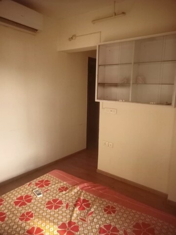 Room in 2.5 BHK Apartment at Lodha Lakeshore Greens, Dombivli East – for Sale