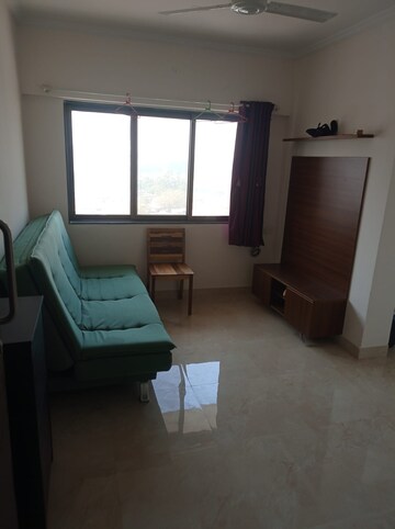 Master Bedroom in 2.5 BHK Apartment at Evershine Crown, Kandivali East – for Sale