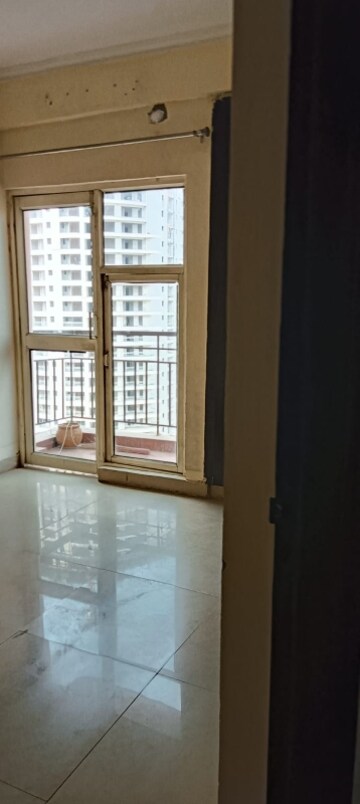 2 BHK Apartment For Sale in Supertech Ecovillage II, Sector 16b Greater Noida