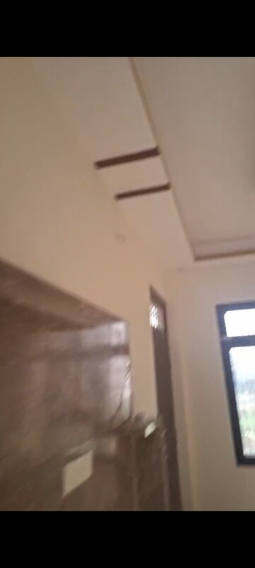 Furnished Amenities in 2 BHK Independent House at Kisan Path – for Sale