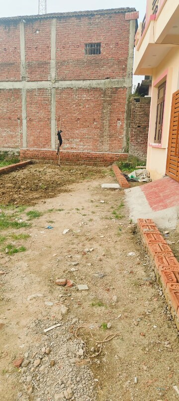  Plot For Sale in Sultanpur Road