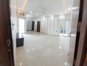 6+ BHK Villa For Sale in Sector 30