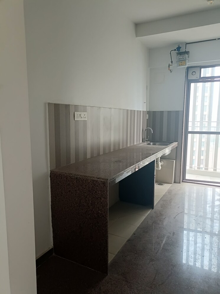 Kitchen, kalpataru-sunrise-grande 3 Bedroom 1055 Sq.Ft. Apartment In Kolshet Road Thane 7357234