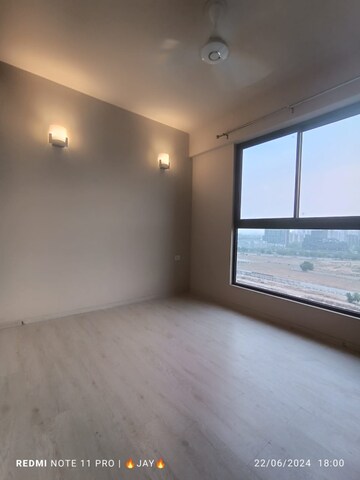 Room in 2 BHK Apartment at M3M Sky City, Sector 65 – for Sale
