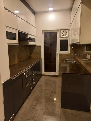 4 BHK Apartment For Sale in Elite Golf Green, Sector 79