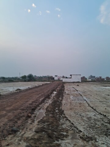 Plot Area in  Plot at Vatika Kunj, Bhondsi – for Sale
