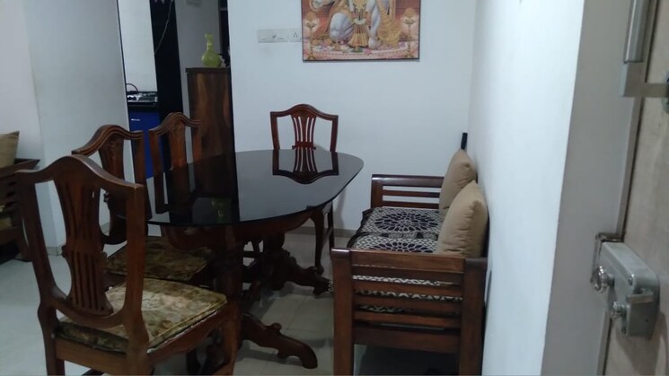 Living Room, vasant-oasis-phase-i 2 Bedroom 700 Sq.Ft. Apartment In Andheri East Mumbai 7359012