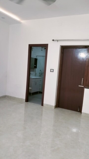 Building Lobby in 6+ BHK Villa at Sector 47 – for Sale