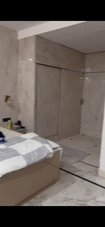 Bathroom in 6+ BHK Villa at Sector 47 – for Sale