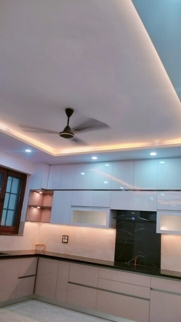 6+ BHK Villa For Sale in Sector 47