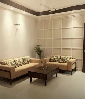 Living Room in 2 BHK Builder Floor at Sector 40 – for Sale