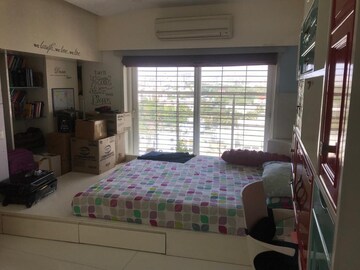 Bedroom in 4 BHK Apartment at Mayfair Meridian Andheri, Andheri West – for Sale