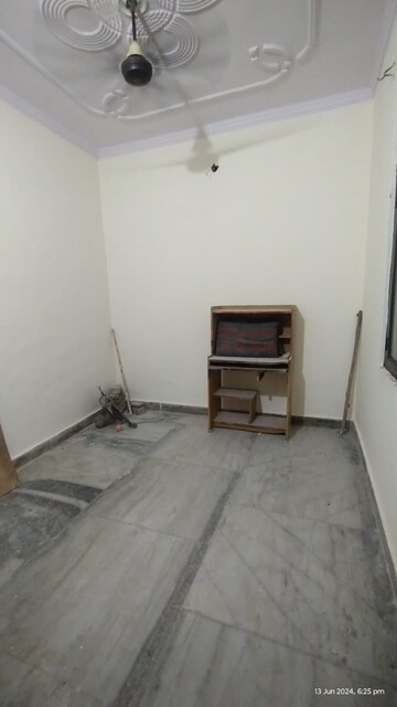 Room in 2 BHK Apartment at Kothari Pride, Doctors Colony – for Sale