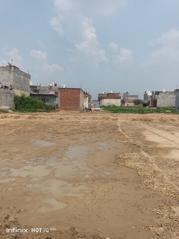  Plot For Sale in Bhopani Village