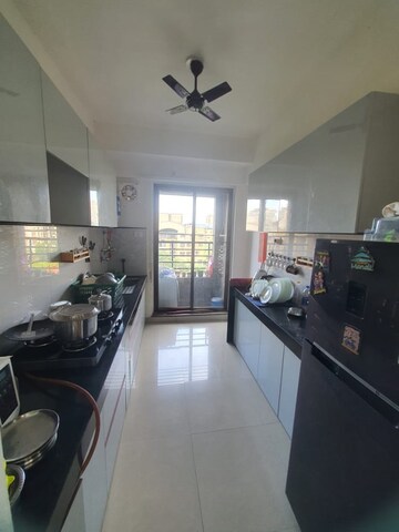 Kitchen in 2.5 BHK Apartment at Kalpataru Srishti, Mira Road – for Sale