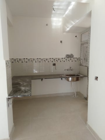 Bathroom in 2 BHK Apartment at Signature Orchard Avenue 2, Sector 93 – for Rent