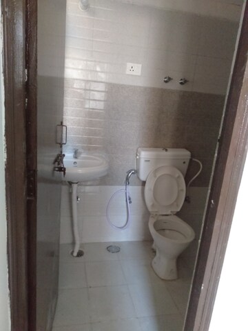 Bathroom in 2 BHK Apartment at Signature Orchard Avenue 2, Sector 93 – for Rent