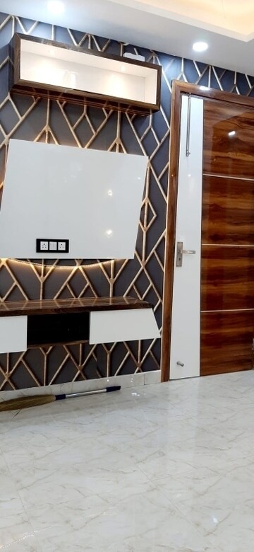 2 BHK Builder Floor For Sale in Uttam Nagar West