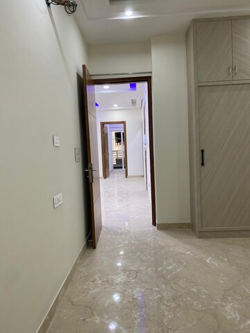 Building Lobby in 3 BHK Builder Floor at New Rajinder Nagar – for Sale