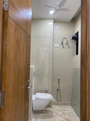 Bathroom in 3 BHK Builder Floor at New Rajinder Nagar – for Sale