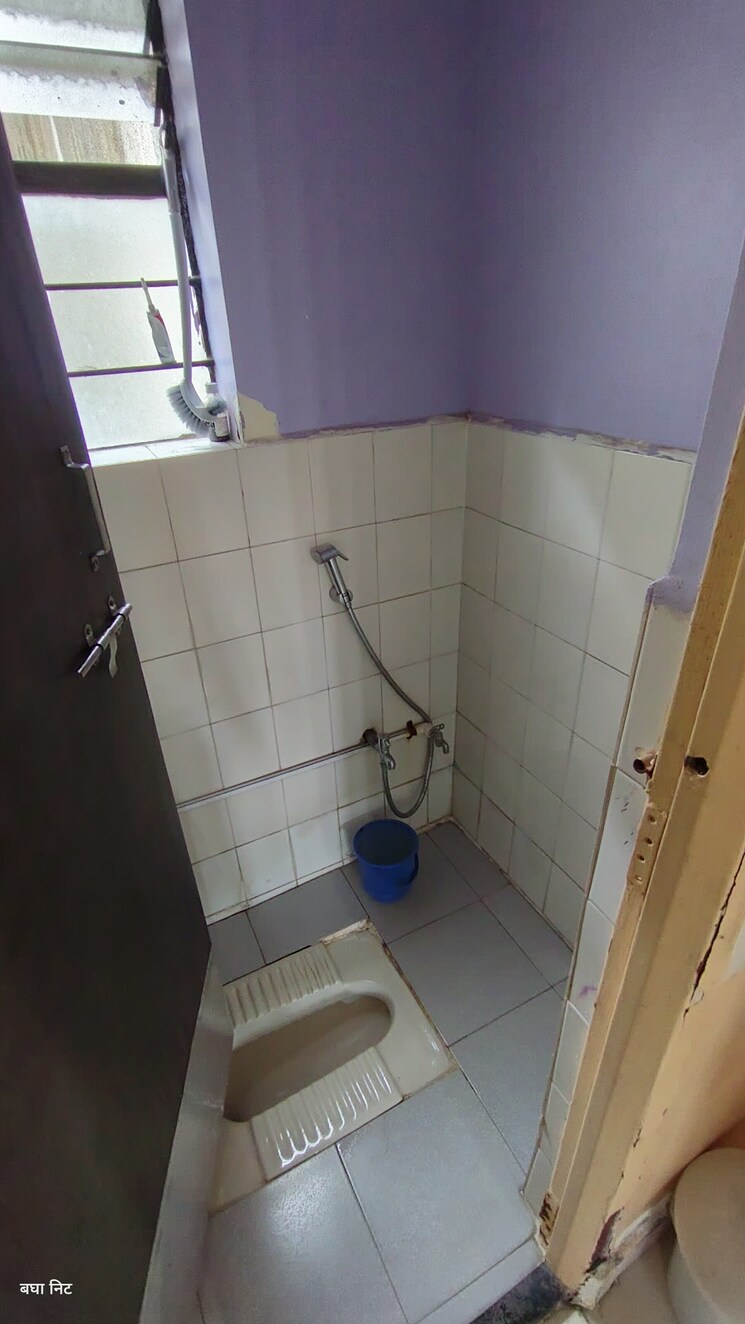 Bathroom, mahesh-society 1 Bedroom 520 Sq.Ft. Apartment In Bibwewadi Pune 7361900