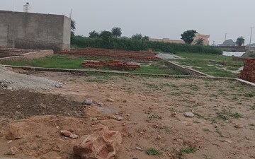 Plot For Sale in Bhopani Village