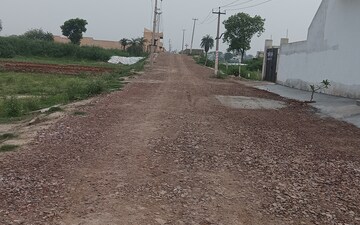 Plot For Sale in Bhopani Village