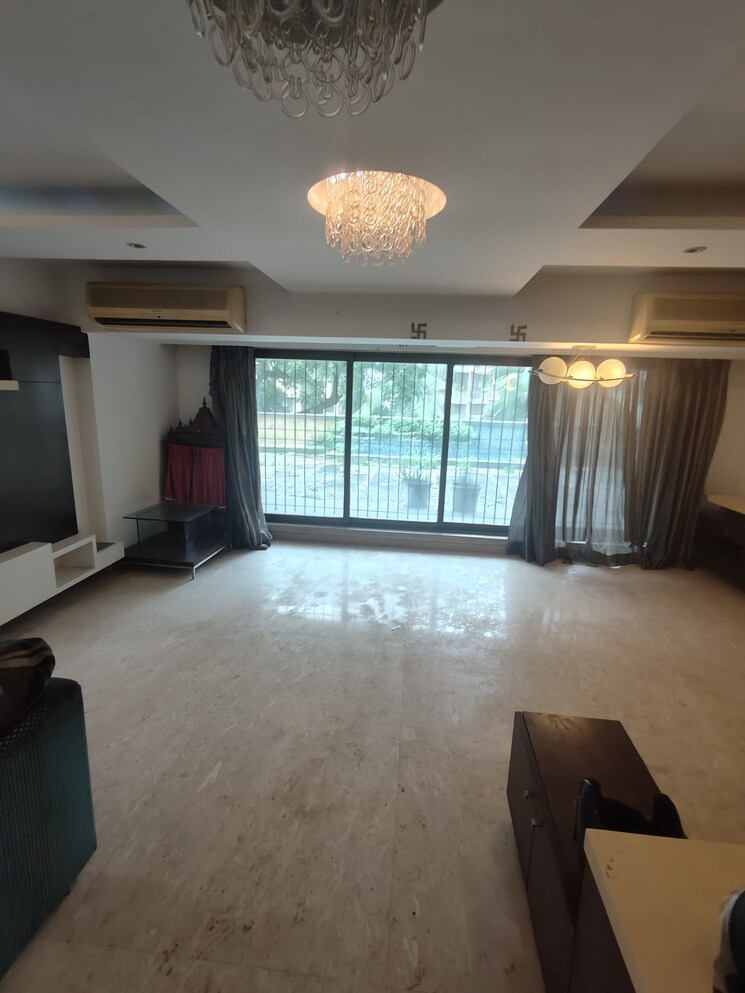 Living Room, ajay-chs-borivali-west 5 Bedroom 3000 Sq.Ft. Apartment In Borivali West Mumbai 7362168