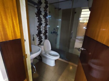 Master Bedroom in 6+ BHK Independent House at Adityapur – for Sale