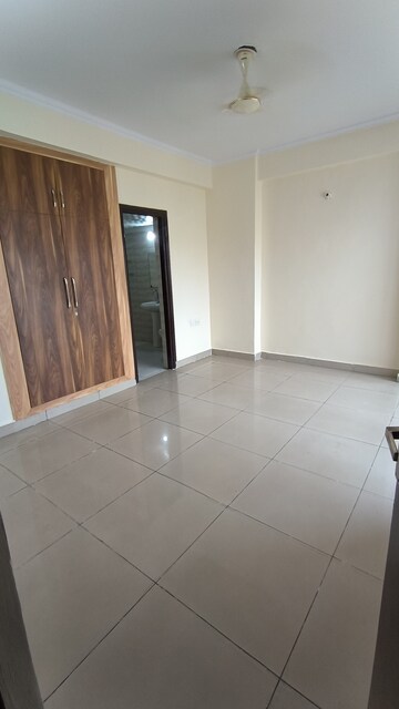 Bathroom in 2 BHK Apartment at Panchsheel Greens, Sector 16 Greater Noida – for Sale