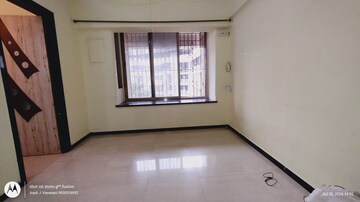 Room in 1 BHK Apartment at Highland Residency CHSL, Balkum Pada – for Sale