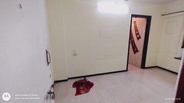 Room in 1 BHK Apartment at Highland Residency CHSL, Balkum Pada – for Sale