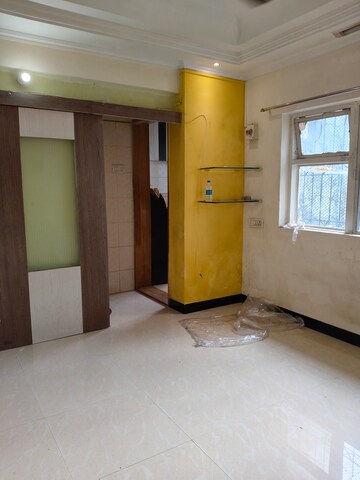 Room in 1 RK Apartment at Vasant Valley Complex, Malad East – for Sale