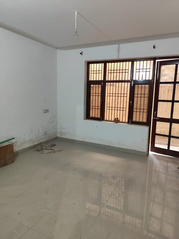 Room in 4 BHK Villa at Shiva Enclave Zirakpur, Patiala Road – for Sale