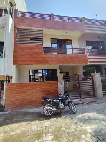 4 BHK Villa – Exterior View View at Shiva Enclave Zirakpur, Patiala Road - for Sale