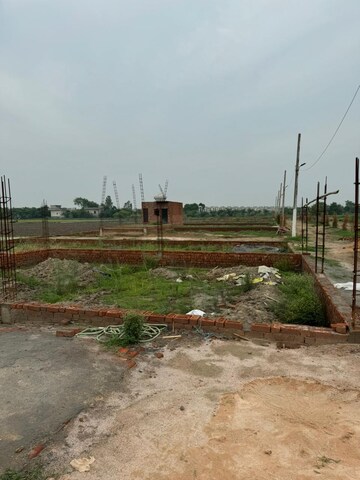  Plot For Sale in Tronica City