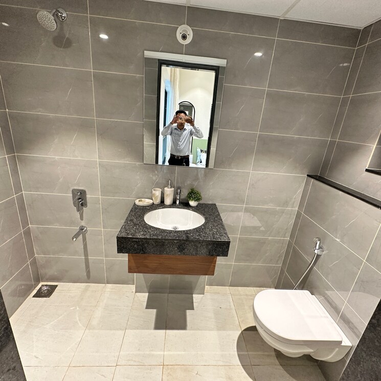 Bathroom, shapoorji-pallonji-joyville-hinjewadi-phase-3 3 Bedroom 940 Sq.Ft. Apartment In Bhoirwadi Pune 7362722